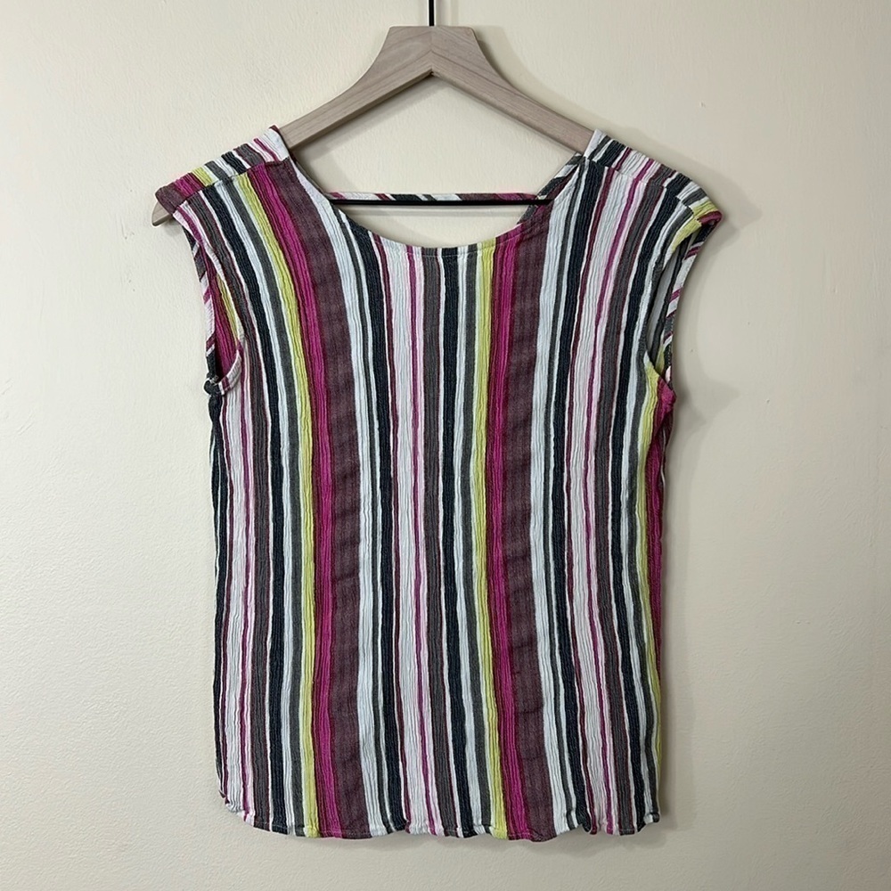 Sleeveless top